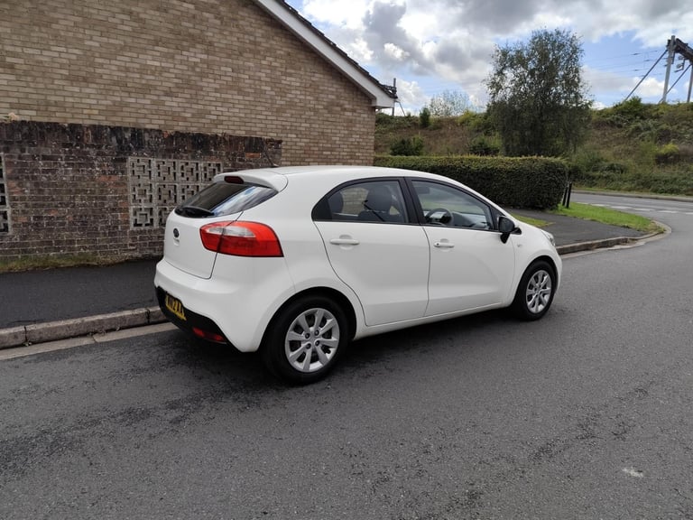 12 KIA RIO 1 AIR 1.25 1 OWNER 10 MOT 90K 5 DOOR HATCHBACK CAZ ULEZ £35 CHEAP TAX