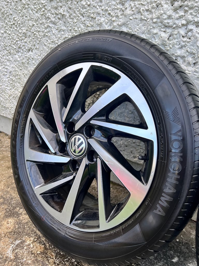 image for 16” vw golf alloys (premium tyres)