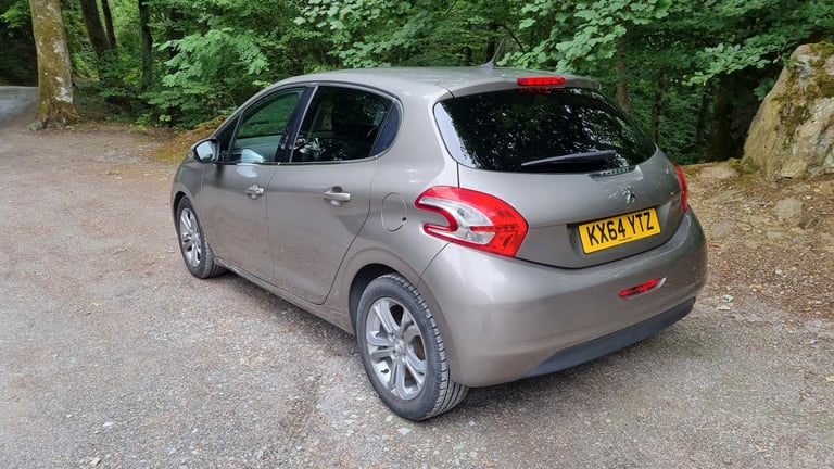 2014 Peugeot 208 1.4 HDi Allure 5dr HATCHBACK Diesel Manual