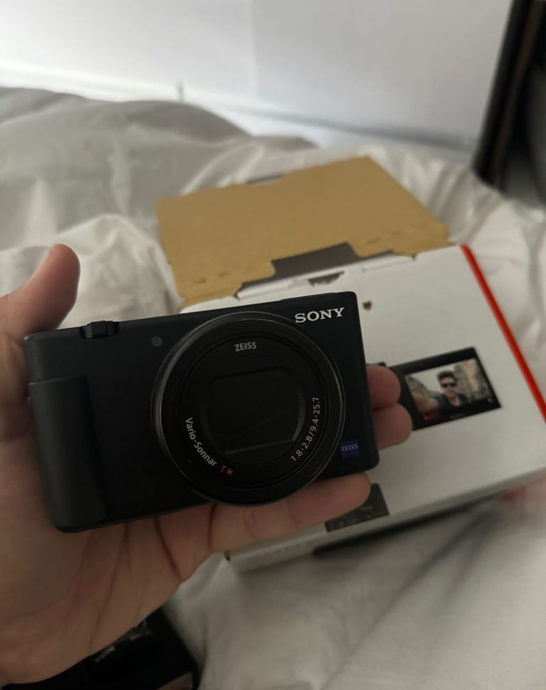 Sony ZV1 Camera (with Godox External Flash) | Similar to Canon G7X