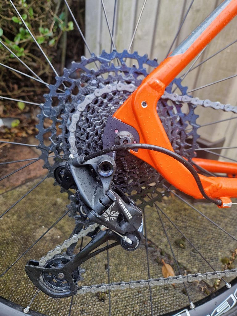 Voodoo Bizango 29er Mountain Bike