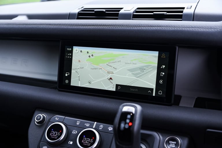 2023 Land Rover Defender 90 3.0 D250 MHEV Hard Top Commercial SUV 3dr Diesel Auto 4WD SWB Euro 6 ...