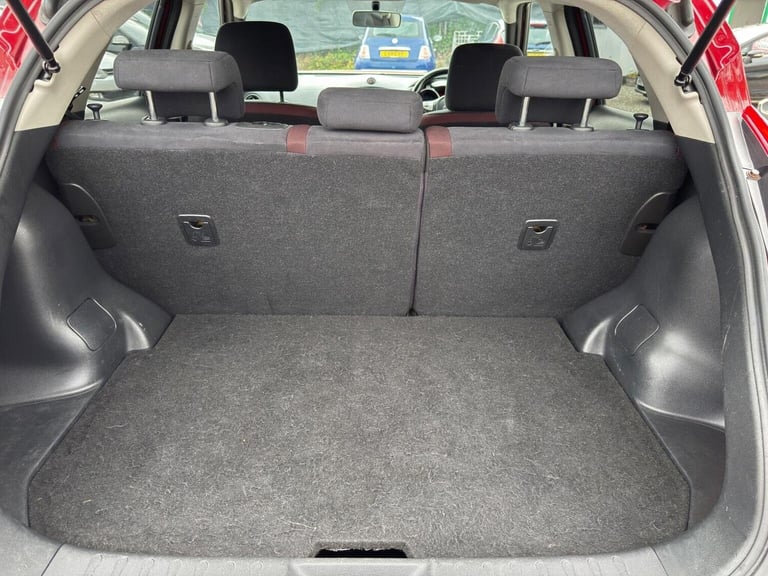 NISSAN JUKE 1.6 Acenta Premium Euro 5 5dr 2011