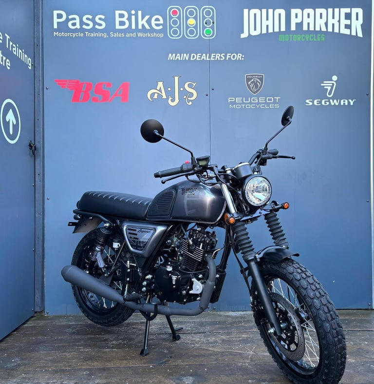 BIKE OF THE WEEK - Bluroc Legend 125cc Scrambler Motorcycle Mutt Bullit 125 