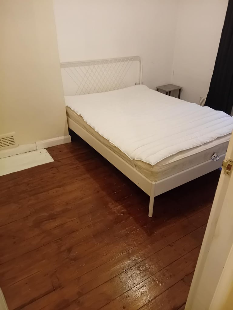Double room for rent