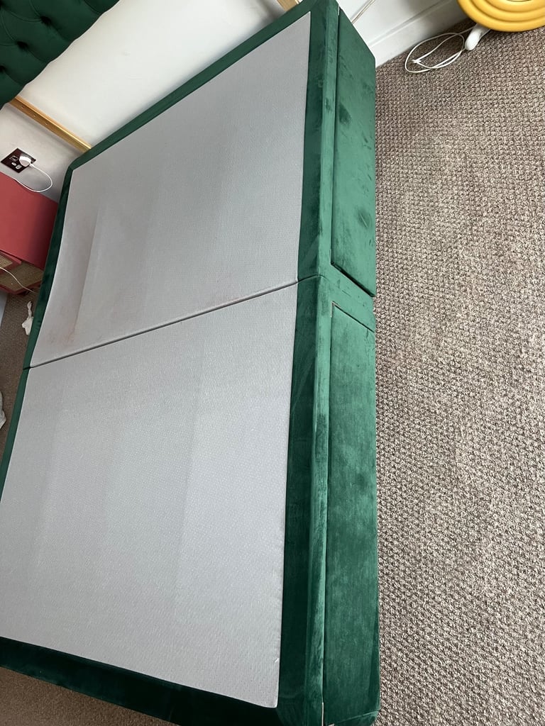 4FT 6 Double bed Divan frame no mattress - CASH IN HAND