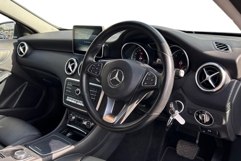 2016 Mercedes-Benz A-Class 1.5 A180d Sport (Premium) 7G-DCT Euro 6 (s/s) 5dr HATCHBACK Diesel Aut...