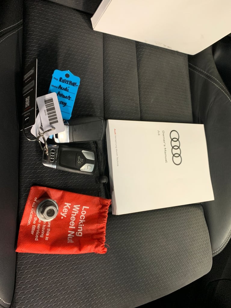 2023 Audi A4 Avant 2.0 TFSI 35 Black Edition Estate 5dr Petrol S Tronic Euro 6 (s/s) (150 ps)  Es...