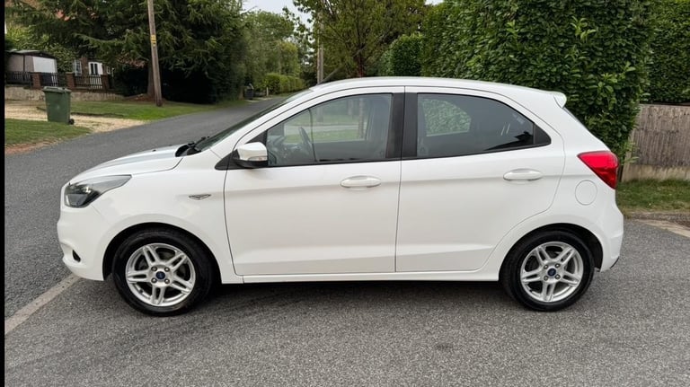 2017(67) FORD KA+ 1.2 ZETEC FULL MOT RUNS/DRIVES GREAT JUST SERVICED LOVELY CAR!