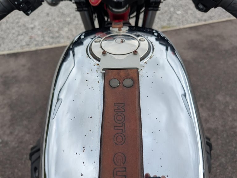 2014 MOTO GUZZI V7 RACER