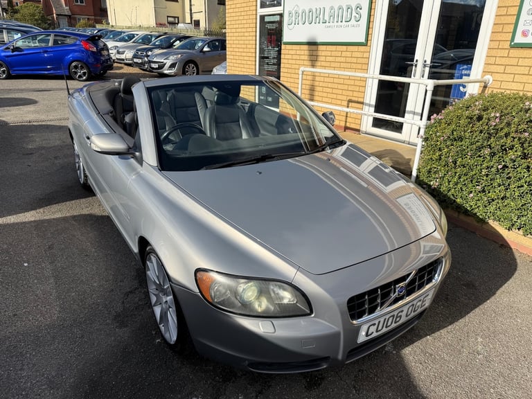 2006 Volvo C70 2.4 SE Lux Automatic Convertible Leather. Please Read Description
