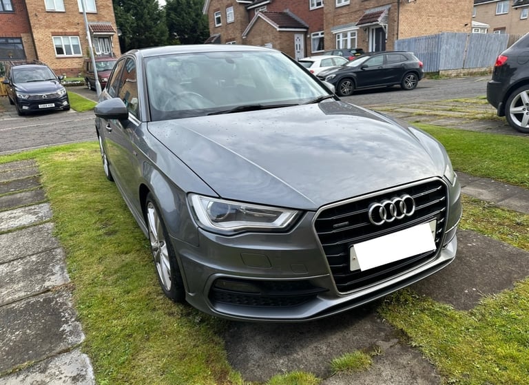 Audi, A3, Hatchback, 2014, Semi-Auto, 1968 (cc), 5 doors