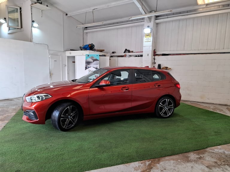 2022 BMW 1 Series 118i [136] SE 5dr [Live Cockpit Professional] HATCHBACK Petrol Manual