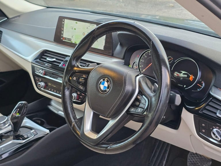 2017 BMW 5 Series 2.0 520d SE Auto Euro 6 (s/s) 4dr Saloon Diesel Automatic