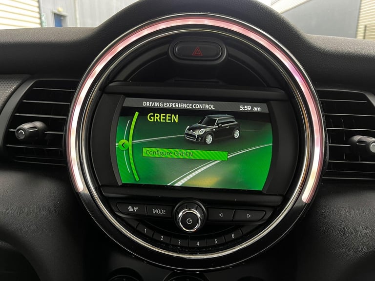 2018 MINI Hatch 1.5 Cooper D Euro 6 (s/s) 3dr HATCHBACK Diesel Manual