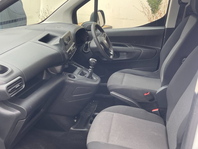 2022 Vauxhall Combo 2000 1.5 Turbo D 100ps H1 Dynamic Van [6 Speed] PANEL VAN Diesel Manual