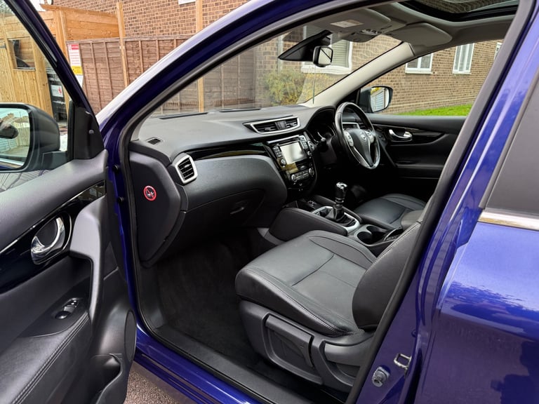 Nissan, QASHQAI, TEKNA , 2015, Manual, 1.6 (cc), 5 doors