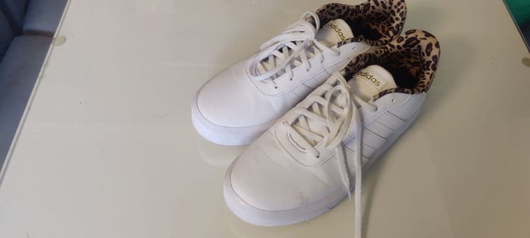 Women Adidas trainers