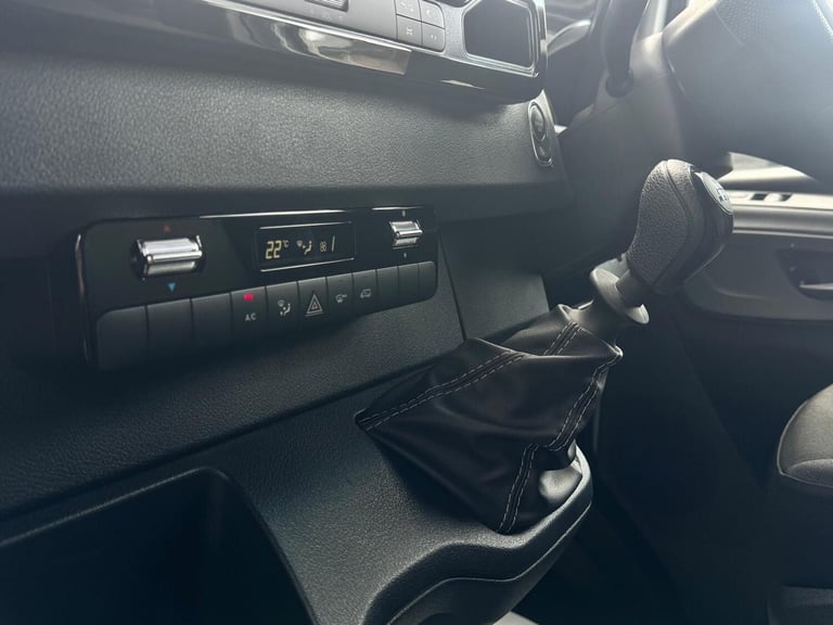 2025 Mercedes-Benz Sprinter 3.5t H2 Pro Van PANEL VAN DIESEL Manual