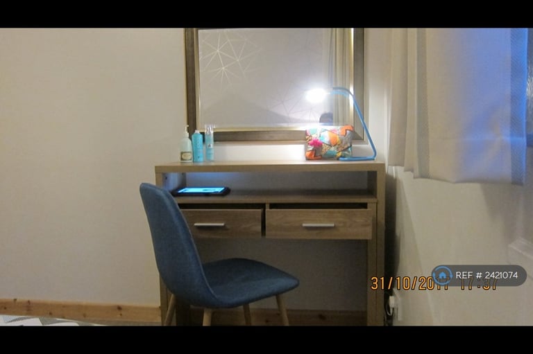 1 bedroom in Rhodeswell Road, London, E14 (#2421074)