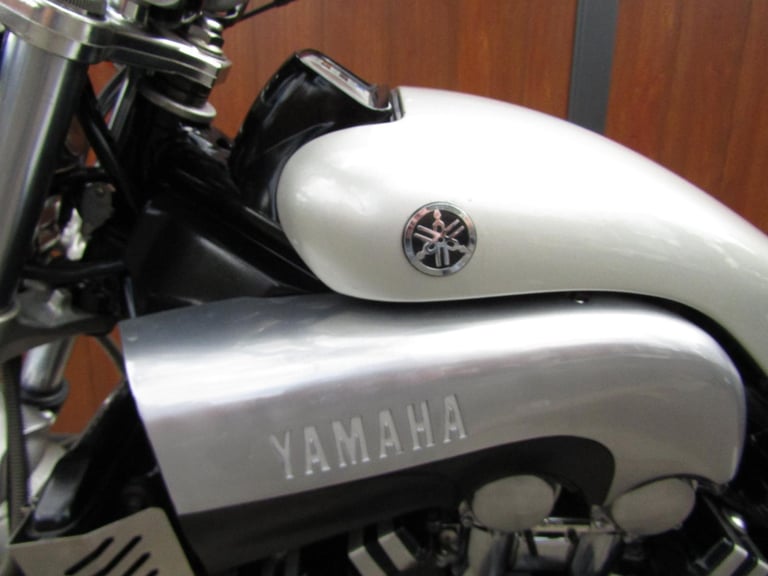 YAMAHA VMAX 1200 * OLD SCHOOL GEM * 10600 MILES FROM NEW * ALL OLD MOT'S *1998 