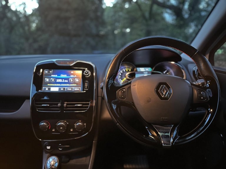 2015 Renault Clio 1.2 16V Dynamique MediaNav 5dr HATCHBACK PETROL Manual