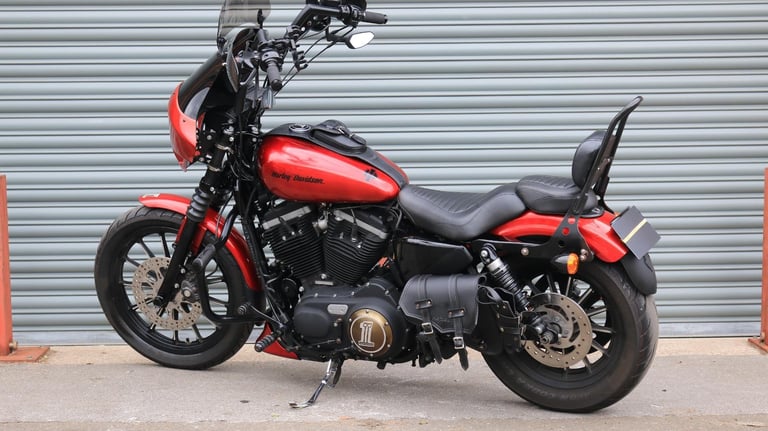 Harley-Davidson XL883N SPORTSTER IRON 2013