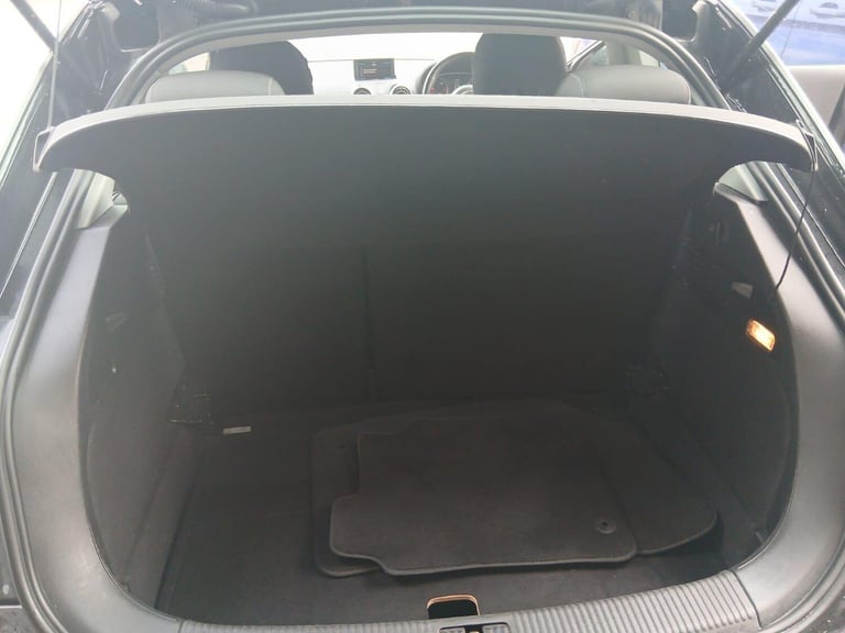 2011 Audi A1 1.6 TDI Sport Euro 5 (s/s) 3dr HATCHBACK Diesel Manual