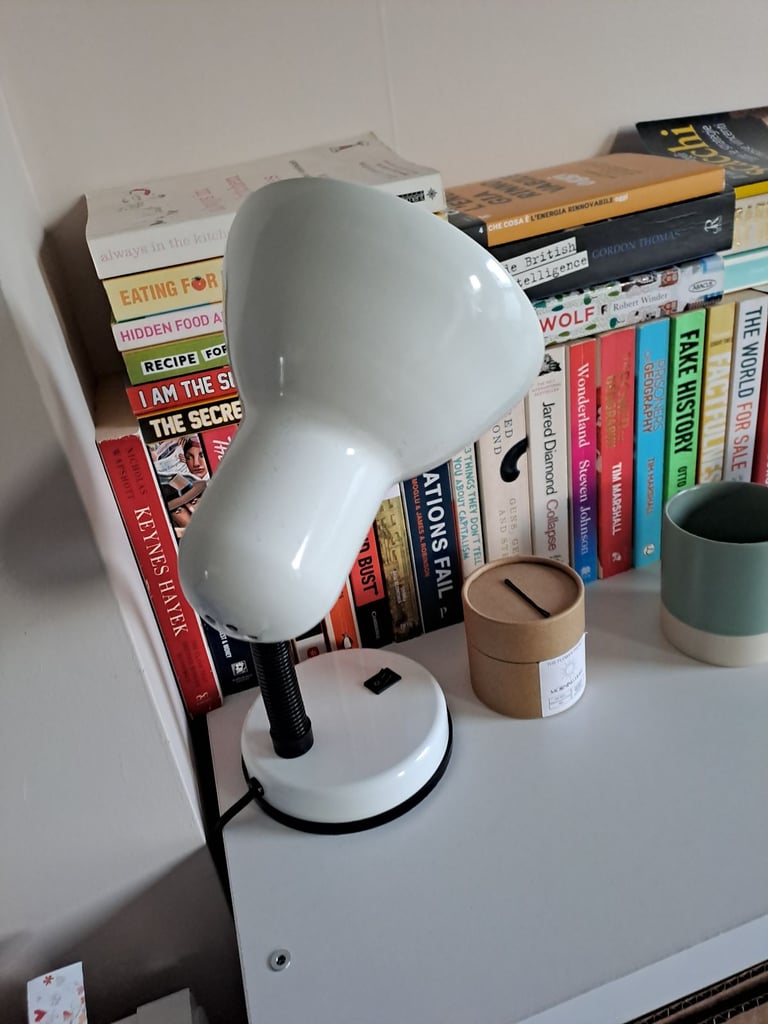 Bed or work space lamps