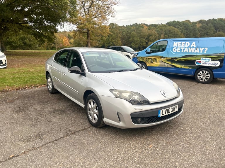 RENAULT LAGUNA 2.0 ONLY 64K MILES FULL MAIN DEALER HISTORY WITH NEW MOT NEW TYRES JUST DONE 
