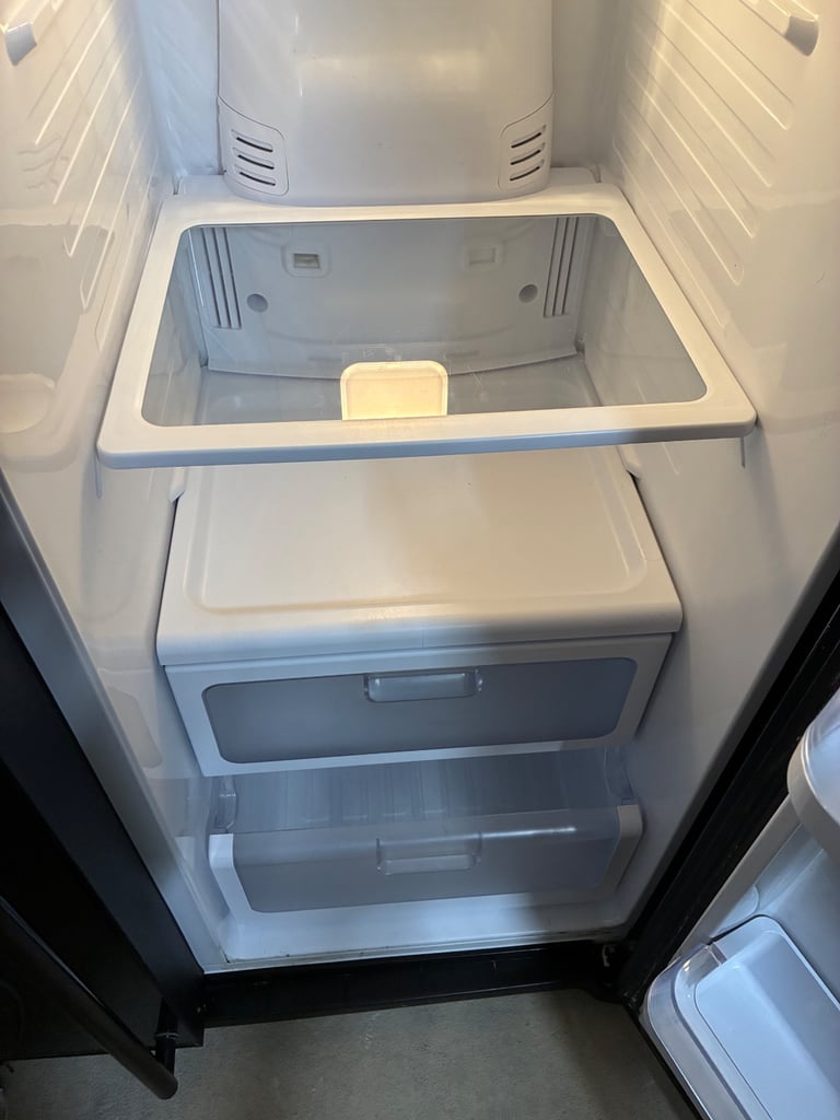 Samsung fridge freezer 
