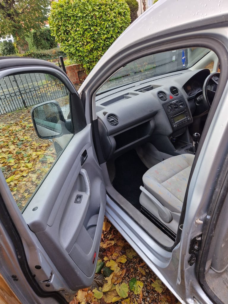 Volkswagen, Caddy, 2.0 SDI ,twin side door Panel Van, 2004, Manual, 1968 (cc)