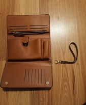 BRAND NEW - Never Used brown clutch purse 