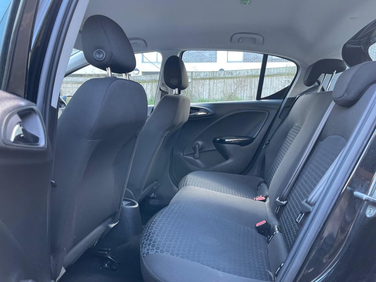 2018 Vauxhall Corsa 1.4i ecoTEC Design Easytronic Euro 6 (s/s) 5dr HATCHBACK Petrol Automatic