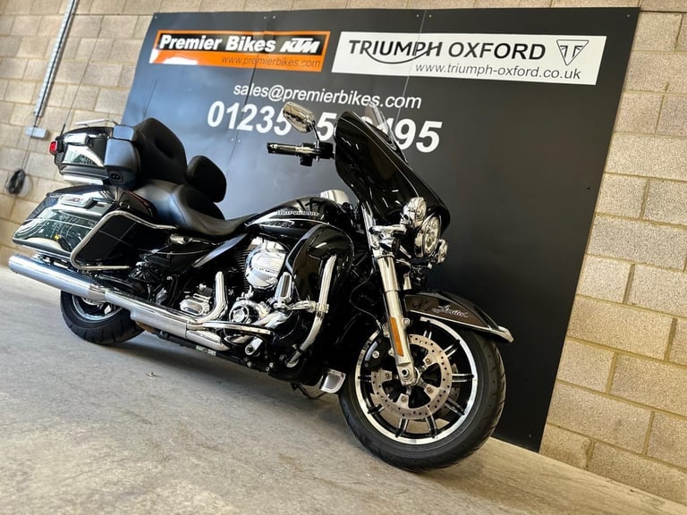 STUNNING LOW MILEAGE 2016/16 HARLEY-DAVIDSON FLHTKL ELECTRA GLIDE UL LOW