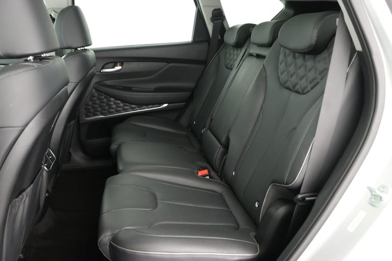 2022 Hyundai Santa Fe 1.6 TGDi Hybrid Ultimate 5dr Auto Estate Hybrid Automatic