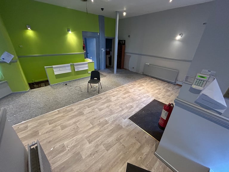 Shop to let in 266 Allison st Glasgow G42 8RT 