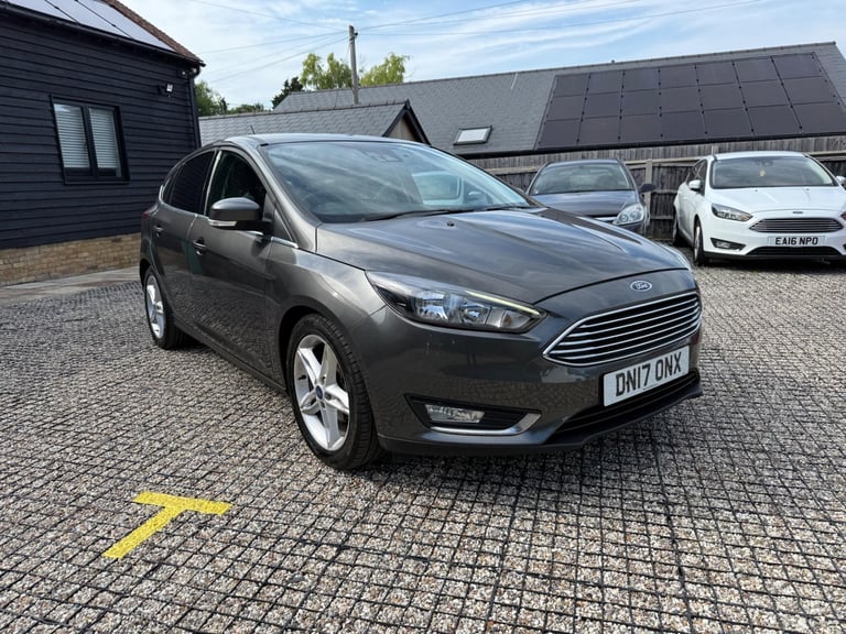 2017 Ford Focus 1.0T EcoBoost Titanium Euro 6 (s/s) 5dr HATCHBACK Petrol Manual