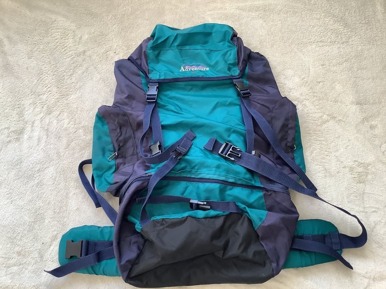 LARGE TREKKING BACKPACK 65Ltrs