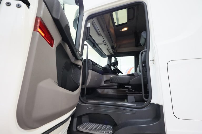 2022 (72 PLATE) Scania R500 6x2 Euro 6 Tractor Units