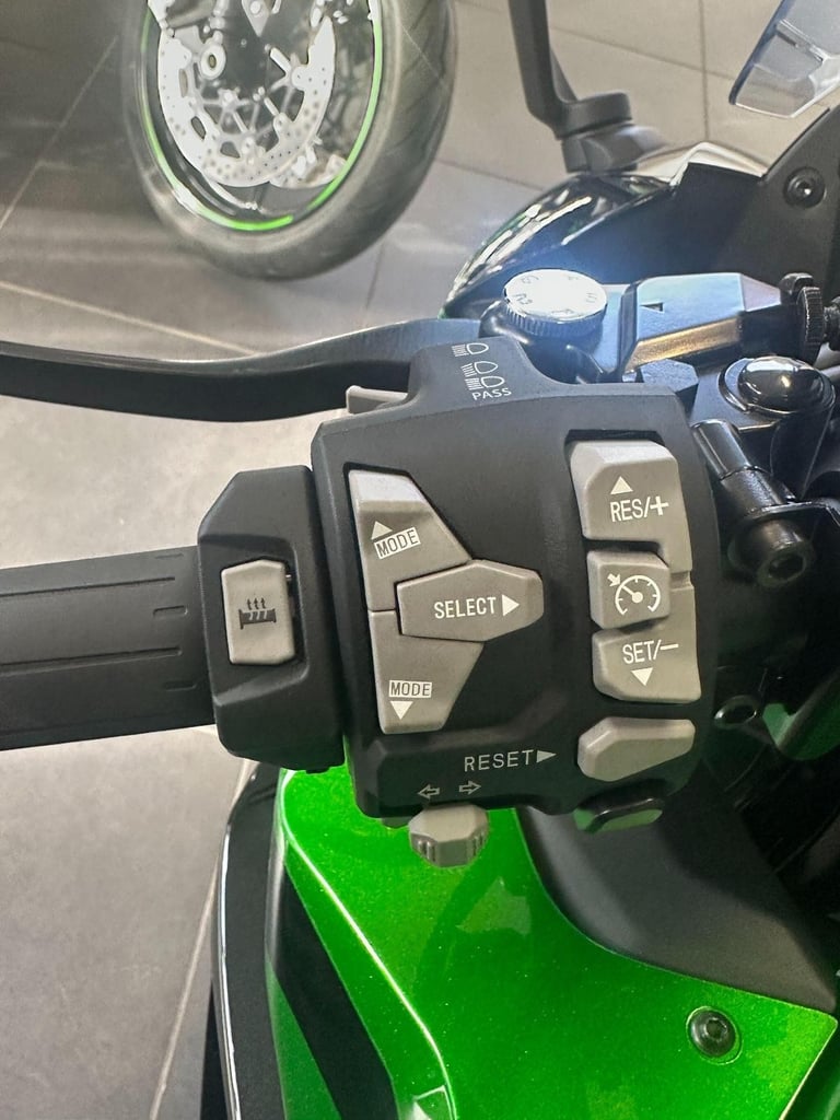 2025 Kawasaki Ninja 1100 SX 1100 SE Euro 5