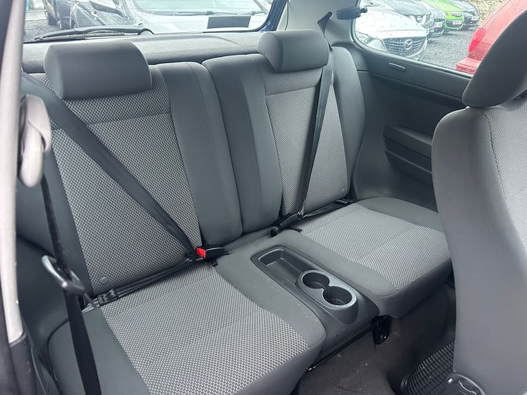 2010 Volkswagen Fox 1.2 Urban Fox 3dr HATCHBACK Petrol Manual