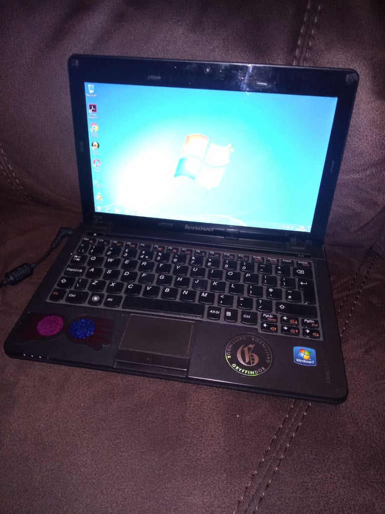 Lenovo Windows 7 Laptop 