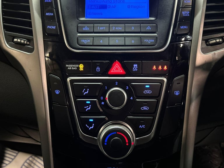 2016 Hyundai i30 1.6 CRDi Blue Drive SE 5dr HATCHBACK DIESEL Manual