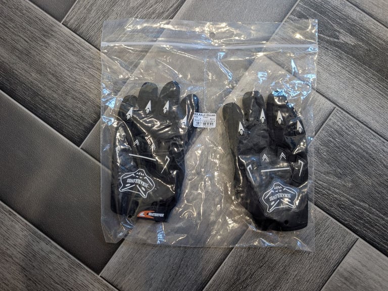 ZORAX X307 Motocross helmet with gloves, blaclava and racing google