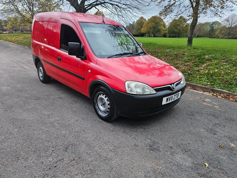 VAUXHALL COMBO 1.3 ECONOMY MODEL LOW MILEAGE 63K FULL SERVICE HISTORY 
