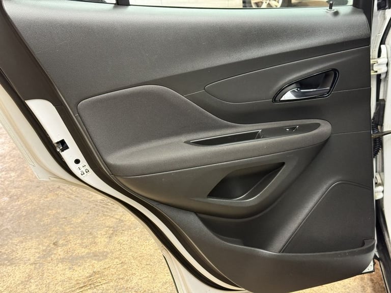 2017 Vauxhall Mokka X 1.6i Active SUV 5dr Petrol Manual Euro 6 (s/s) (115 ps) HATCHBACK Petrol Ma...