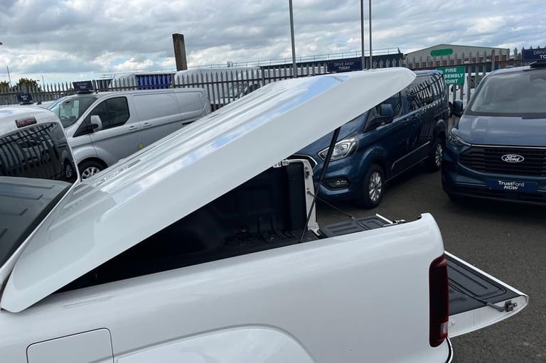 2017 Volkswagen Amarok D/Cab Pick Up Highline 3.0 V6 TDI 224 BMT 4M Auto - FULL LEATHER, REVERSIN...