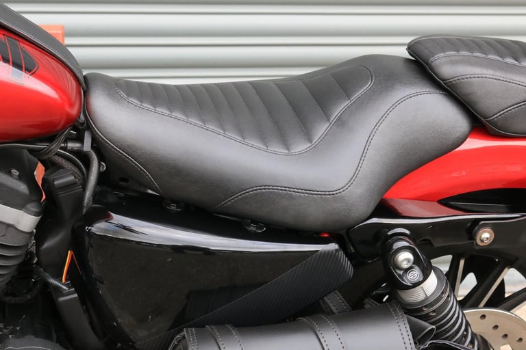 Harley-Davidson XL883N SPORTSTER IRON 2013