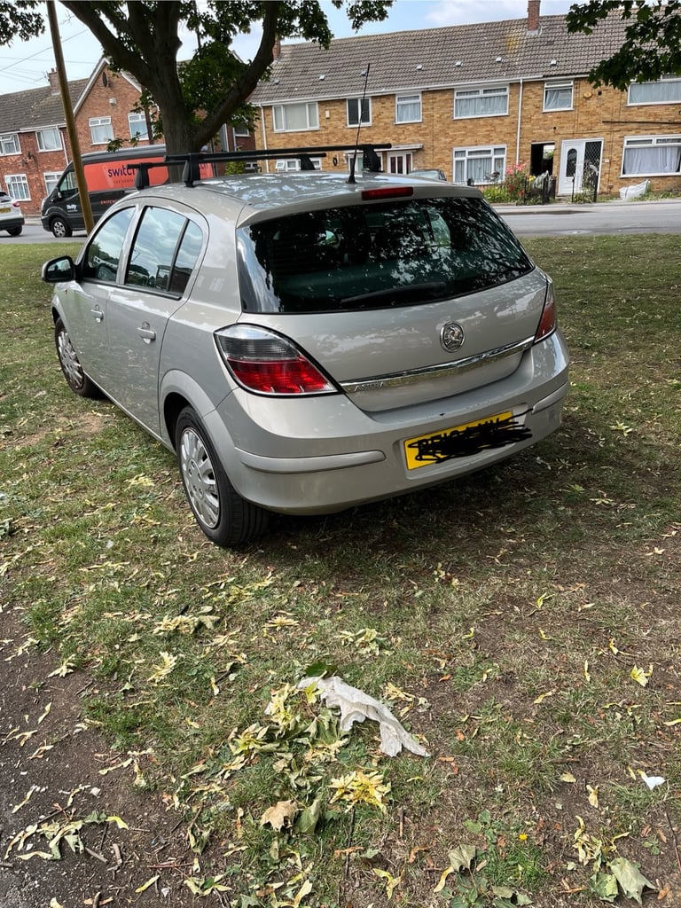 Vauxhall, ASTRA, Hatchback, 2010, Manual, 1598 (cc), 5 doors